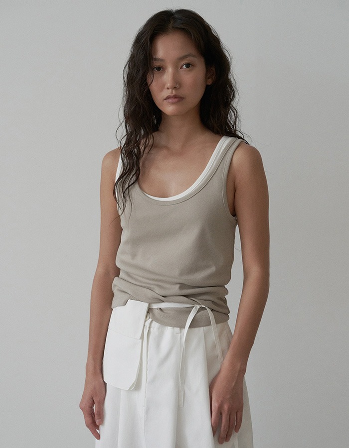 COURBUI) RIBBED TANK TOP (ASH BEIGE)